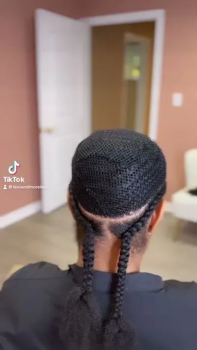 https://cdn.salonspotlight.com/photos/011exl3fsqlmcoHg6tPo/927e4e04-6d91-4980-ab2d-10eeb4efd2a9_720x720