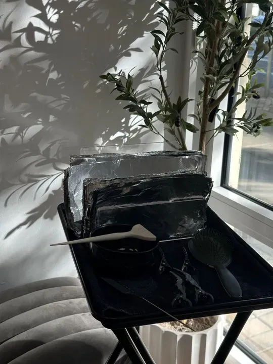 https://cdn.salonspotlight.com/photos/01OMluZ81r7bVq4IQM7R/1b27ba73-2c78-4d4c-8945-8e8f00d362e9_720x720