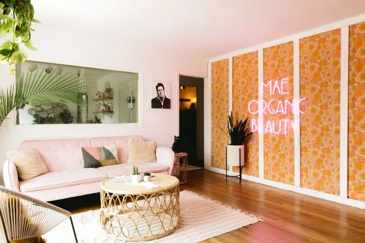 https://cdn.salonspotlight.com/photos/01f5jCvNyH8tgzCtw3ap/fbf382d1-0afb-4c22-927f-e110b5939c87_720x720