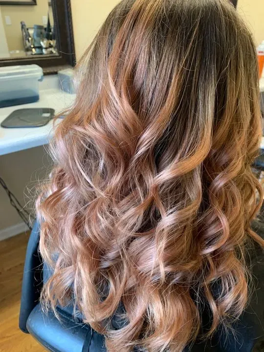 https://cdn.salonspotlight.com/photos/07LqfdpVfjVfMAARFYxu/9ad08afa-bf14-4f90-bafa-23b36e944611_720x720
