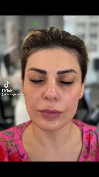 https://cdn.salonspotlight.com/photos/0L4N9qZv37KoESrx1MGm/732ef6a5-0ad8-4713-b21f-6008a7b236d6_720x720