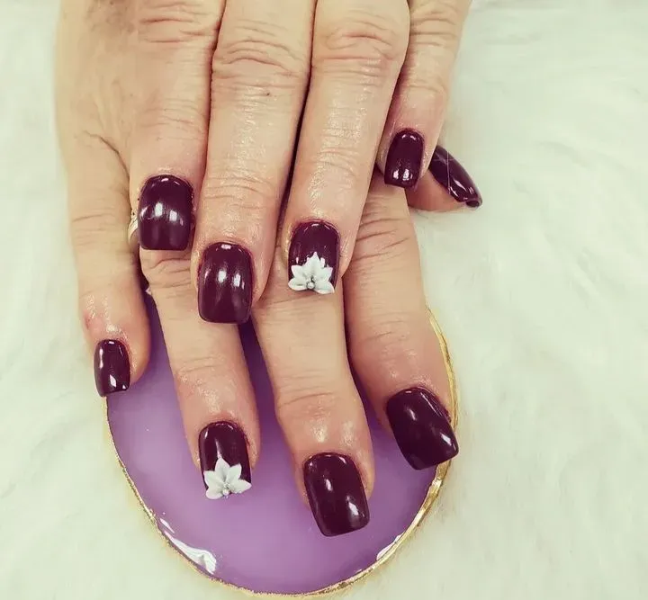 https://cdn.salonspotlight.com/photos/0N7KFwKXW6LK5XFnQj5A/c7a41c68-e901-49f4-9d0f-cf192d94757b_720x720