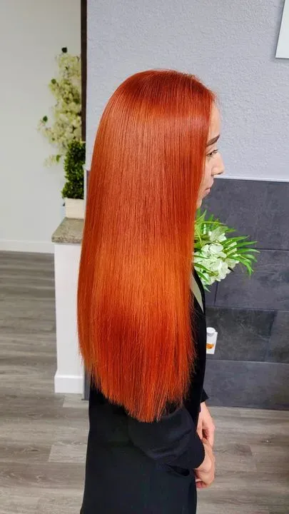 https://cdn.salonspotlight.com/photos/0V4HecxYjLZuNxifzZYh/28ff035f-8a74-4edc-bd7a-d0b8830385ee_720x720