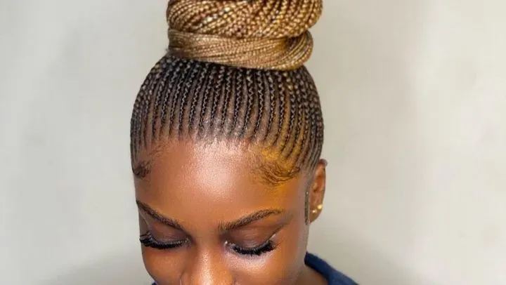 https://cdn.salonspotlight.com/photos/0c4Ev1zMJZ5C9IMtqj20/19ecf479-57bd-4291-9149-c605e94bd29c_720x720
