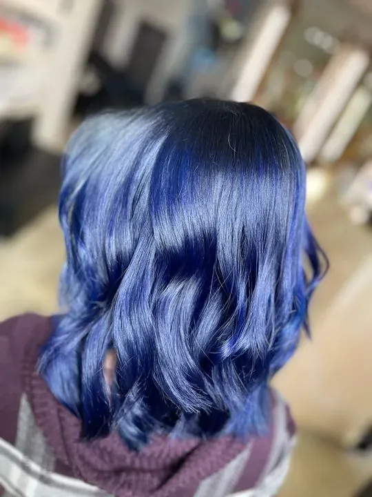 https://cdn.salonspotlight.com/photos/0gvyM86fP1IcAWBFKTgx/2a1c70e8-4245-471d-8b05-6b8db9468e15_720x720