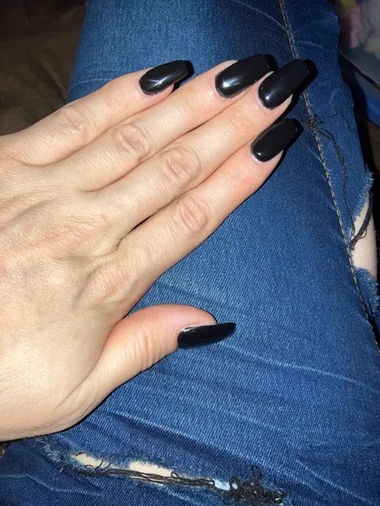 https://cdn.salonspotlight.com/photos/0koR6bCbIOJaz2u2leaS/67031993-5823-42e8-9499-f3acb5858b11_720x720
