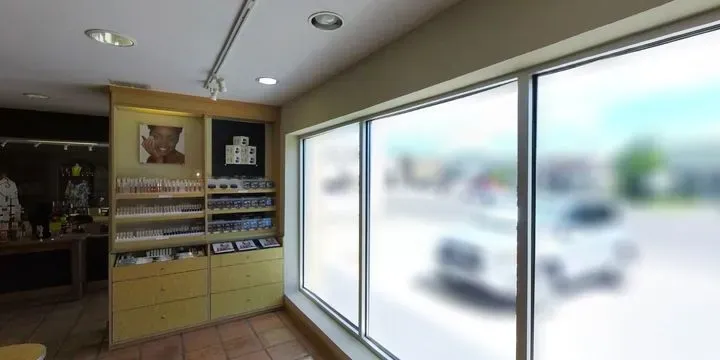 https://cdn.salonspotlight.com/photos/0mv7afltyznk5ogkkKDT/1692ed8e-3aa3-49e1-8bf8-039ba0292976_720x720
