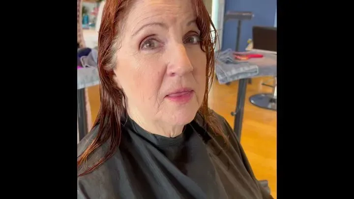 https://cdn.salonspotlight.com/photos/0o3dgfZZiJ8NIAGkpjh0/aac17659-72e9-4796-af64-9e9681b594ed_720x720