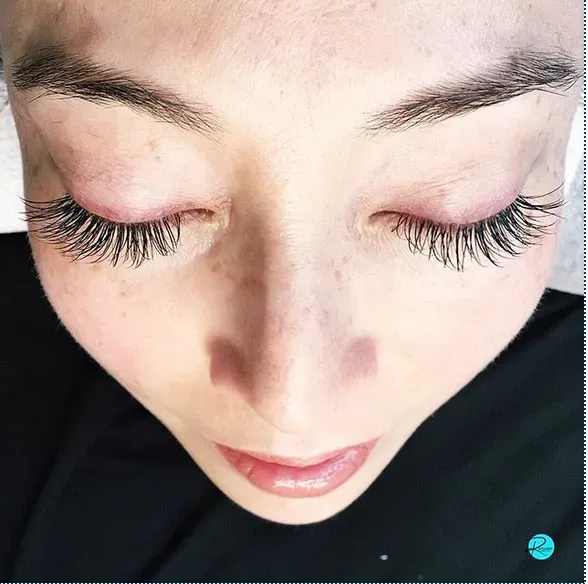 https://cdn.salonspotlight.com/photos/0wADbkBObb1wfODXKJl6/491b0ad2-f725-4fdf-a751-8093f3c8bf67_720x720