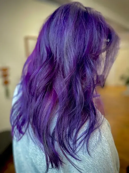https://cdn.salonspotlight.com/photos/16NLCpnDahaW4stphKxm/aa15b51a-9e13-42ed-b18b-66dcaeb6ec8f_720x720