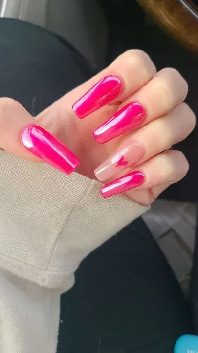 https://cdn.salonspotlight.com/photos/18pgJlQ4Ck92yD5Ea5VC/1dd428bf-3dfe-466c-85d5-e512c9331bc3_720x720