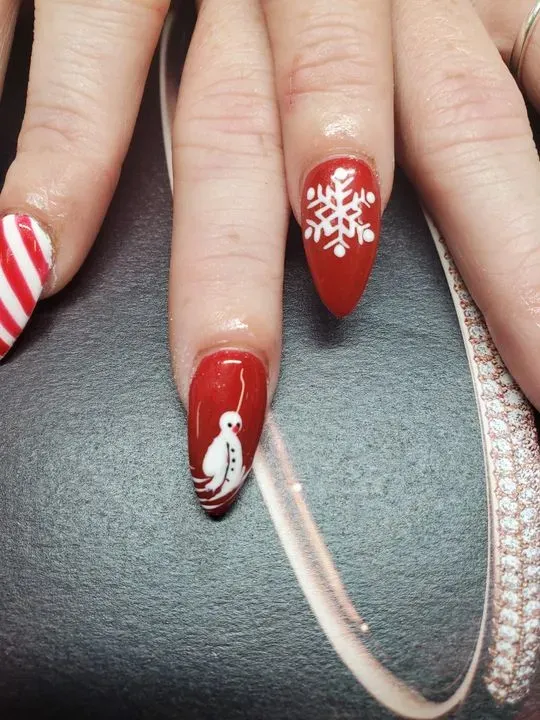 https://cdn.salonspotlight.com/photos/1A9jj0GsjWbPe0VUTlJV/26ca9937-f0c1-420f-8eee-242704c3525e_720x720