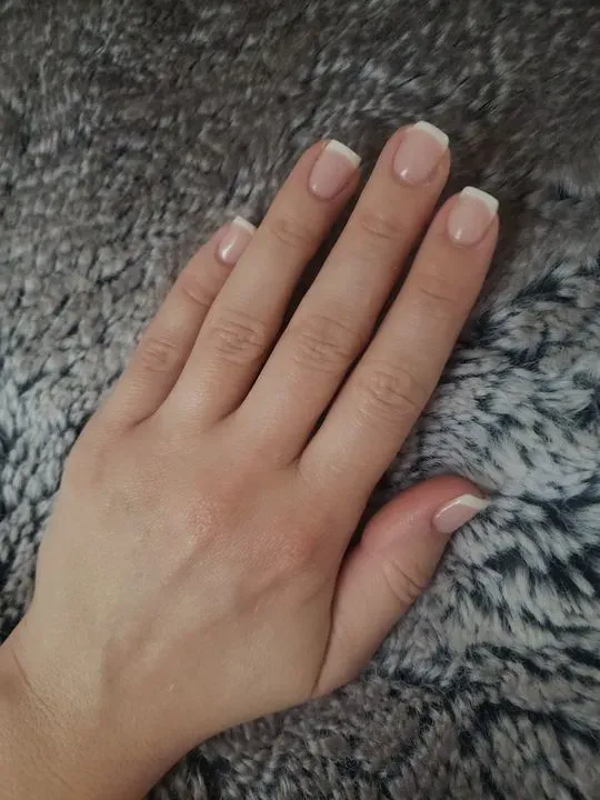 https://cdn.salonspotlight.com/photos/1Kbt6qogJU6CJJrR2rsY/a5a0f60c-fd19-4369-a391-1b04566783ae_720x720