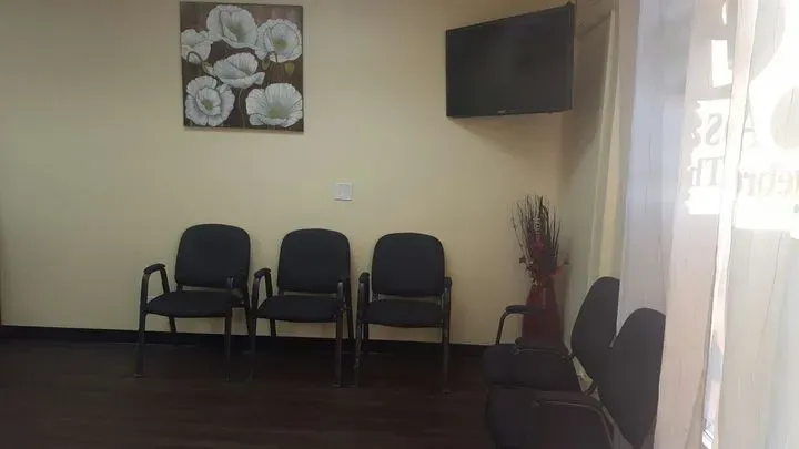 https://cdn.salonspotlight.com/photos/1OVMilD2QSrYXlcqKlLN/2735fc1a-b3d8-47ce-ab91-f385bdf4e157_720x720