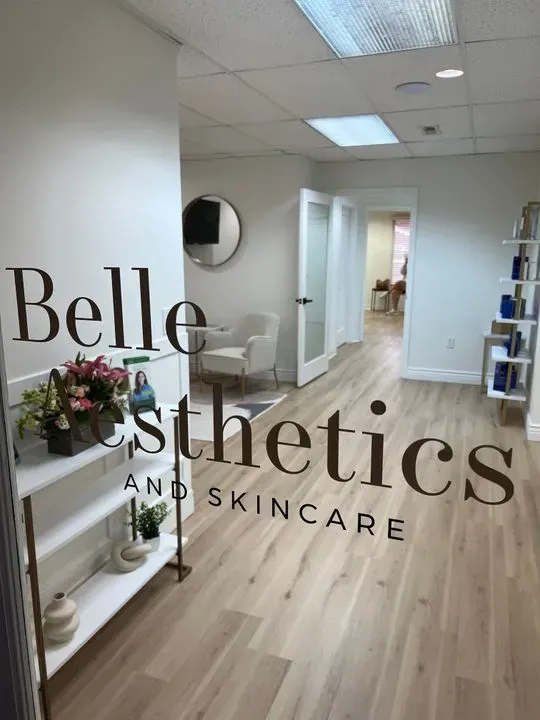 https://cdn.salonspotlight.com/photos/1SjN67U2o7wI2V6d9XaZ/b566677c-e66c-4053-9e38-ac9d0ef3d5a5_720x720