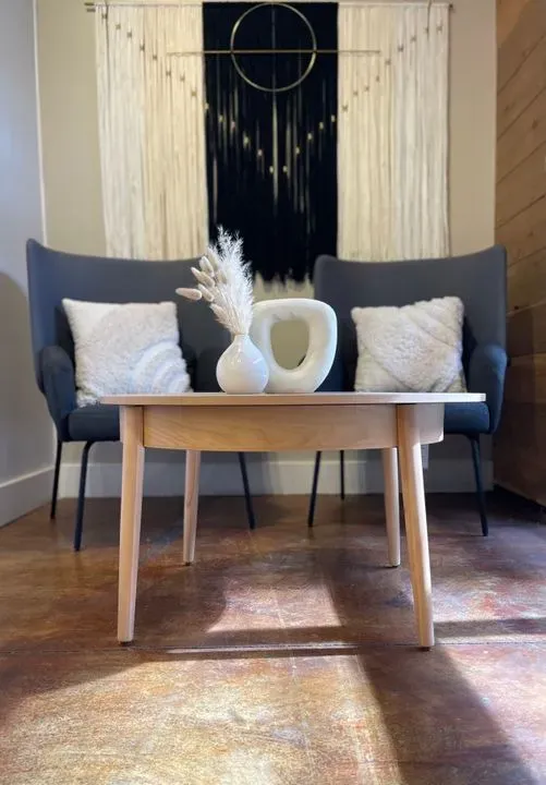 https://cdn.salonspotlight.com/photos/1ee6xZbKKaB0GUv3DH7w/9bc7a939-135b-4f5f-a83f-cf91570db042_720x720