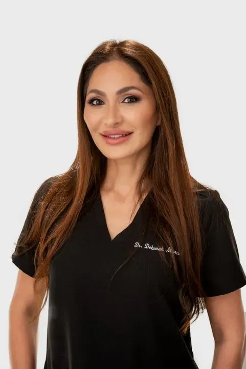 https://cdn.salonspotlight.com/photos/1oMttFklXqKTaQit8Hye/f7869827-f94a-4a35-b596-32e30ecfa348_720x720