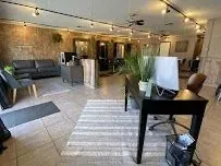 https://cdn.salonspotlight.com/photos/1v2AVKsuLuXj8dRkqXBN/7ecd1f2d-0135-4aa8-a0c6-417336285d1a_720x720
