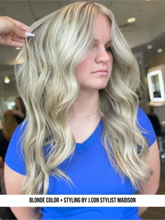 https://cdn.salonspotlight.com/photos/1vhibMY85oBQxR0V9AQ9/ede8ae1f-6d97-4592-9a57-ed7de724f67a_720x720