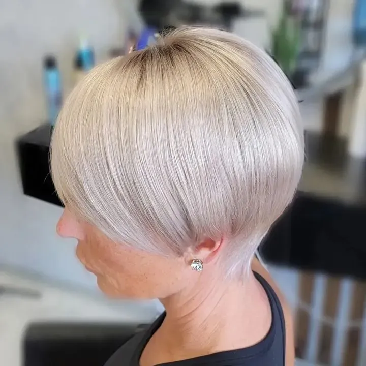 https://cdn.salonspotlight.com/photos/1wyA3JV56AkaZhEig1ZI/1eba60c5-f4d1-473e-96fe-8caf850b1191_720x720