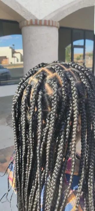 https://cdn.salonspotlight.com/photos/1zBUnZofY9IWTQgqxVFp/815427d1-14a4-4757-8805-028ad0589f8e_720x720