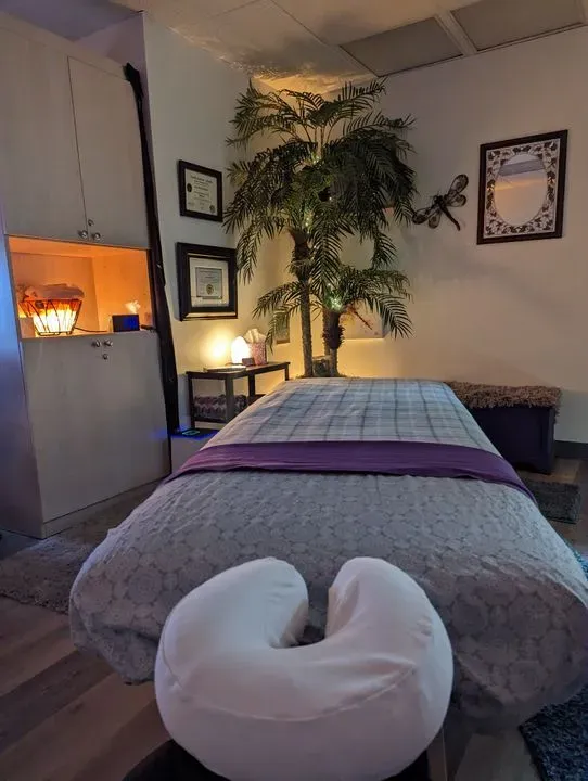 https://cdn.salonspotlight.com/photos/23MxkD3JtAvqkqJ69kZP/77e363a9-2e4e-4ec8-b919-0f4da98a0620_720x720
