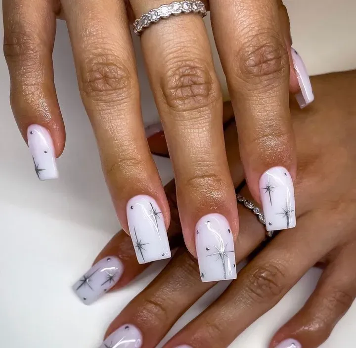 https://cdn.salonspotlight.com/photos/2BnIqjGMXmrOQAoYhItq/699ce6ff-9e33-4953-af62-1f392f6d69d7_720x720