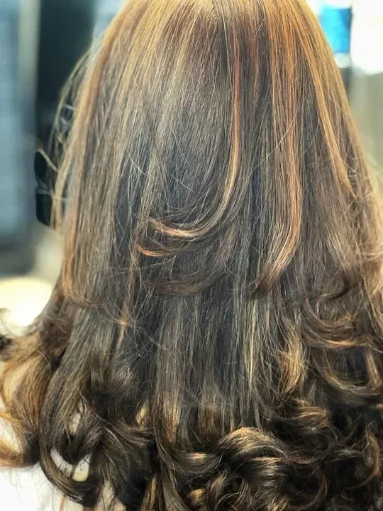https://cdn.salonspotlight.com/photos/2CJonEzawgVjURhK6JoQ/0176136f-18c9-43ae-96e2-98b7efa51ae5_720x720