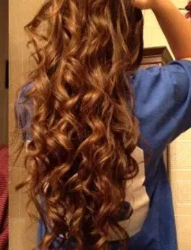 https://cdn.salonspotlight.com/photos/2DBiCQogDpSDjODKoKuH/3ab41e2e-0d1e-4328-ba84-1a1225fa642c_720x720