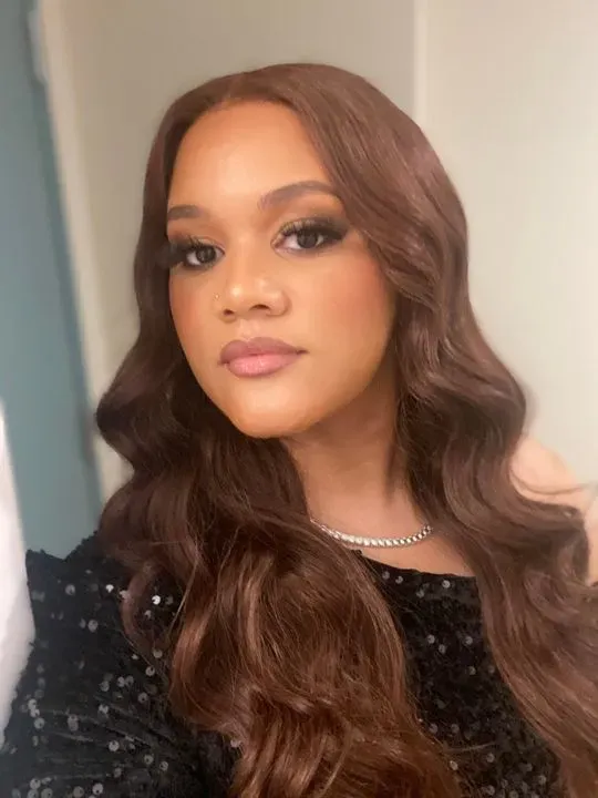 https://cdn.salonspotlight.com/photos/2iqnT4hIXYc6CC7ujv40/d62d4bae-f6ec-4717-9fc9-e394cec87b85_720x720