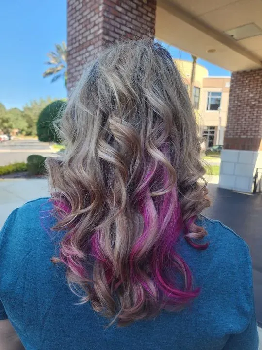 https://cdn.salonspotlight.com/photos/2mebI37joLSEJFmlNehR/d931d8ee-6935-40cf-a9dd-56bf3671a47c_720x720