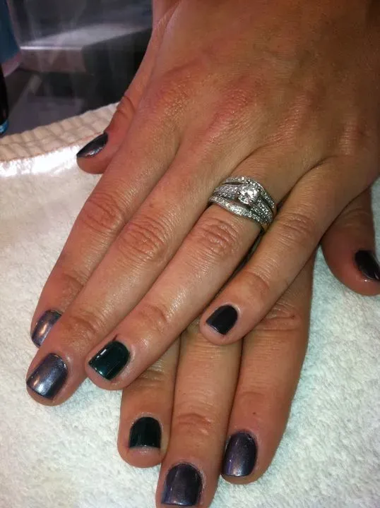 https://cdn.salonspotlight.com/photos/2oKxoDMiyOqHam2N6ezG/b22a85fb-1008-4d85-8706-63c0e7d8016a_720x720