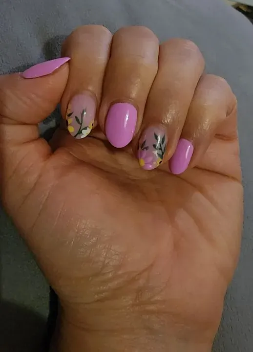 https://cdn.salonspotlight.com/photos/3D4F3UObbpED9rWwfmdr/d91fb9d9-ef80-4781-9b29-634872b998c5_720x720