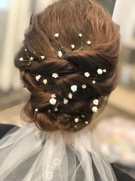 https://cdn.salonspotlight.com/photos/3SZf7b9q607TiUnphogF/5102c3c3-8234-4a87-b714-1fdd752da119_720x720