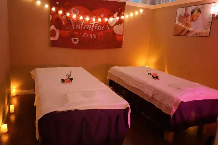 https://cdn.salonspotlight.com/photos/3dgaAilq1tMyjAJbmeMj/febec772-cf92-4df9-bd3f-24ceb620f2de_720x720