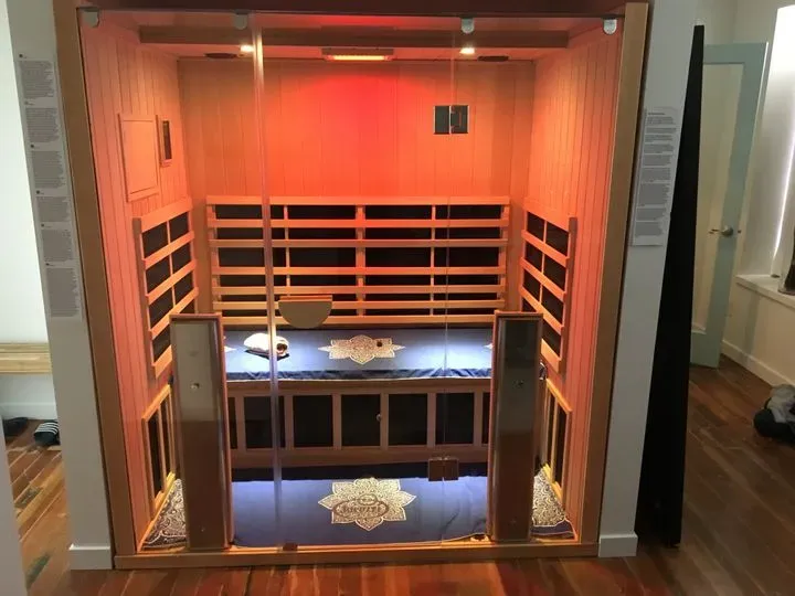 https://cdn.salonspotlight.com/photos/3g9NZbifNUBYr2Sx0zDO/00181bb3-441b-4873-80b8-2146d16c3e50_720x720
