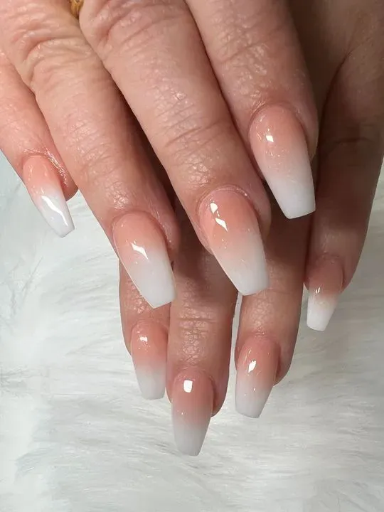 https://cdn.salonspotlight.com/photos/3uXVM53zpNGcqB8CUo0y/e1e324ad-6db4-462e-ae0d-8707226f2cbb_720x720