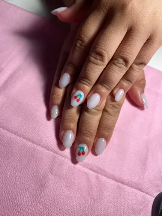 https://cdn.salonspotlight.com/photos/3wpzcoT4NJ0Bg40eN0kP/423f42e1-dc55-456e-b72f-c7e8a9b79993_720x720