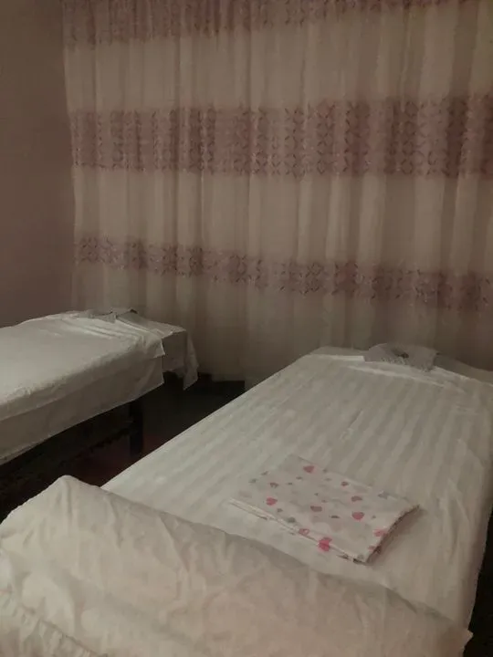 https://cdn.salonspotlight.com/photos/3y3a407iHJ0I99wIAcIo/8d276571-853b-447a-b4d8-4f044eb22631_720x720