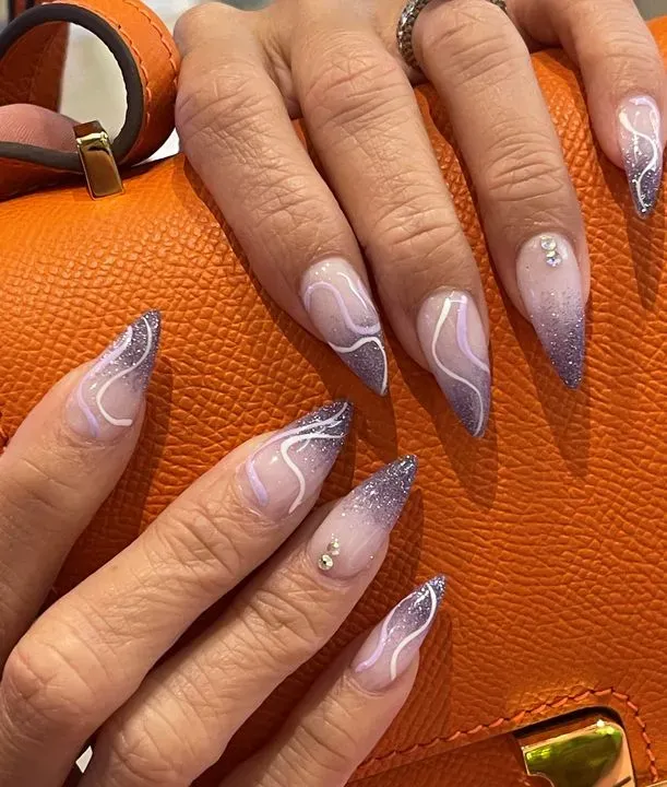 https://cdn.salonspotlight.com/photos/3yV8fsOps3mUc4aApuF5/0cd65c02-48ef-4fd0-b99b-108dd097e162_720x720