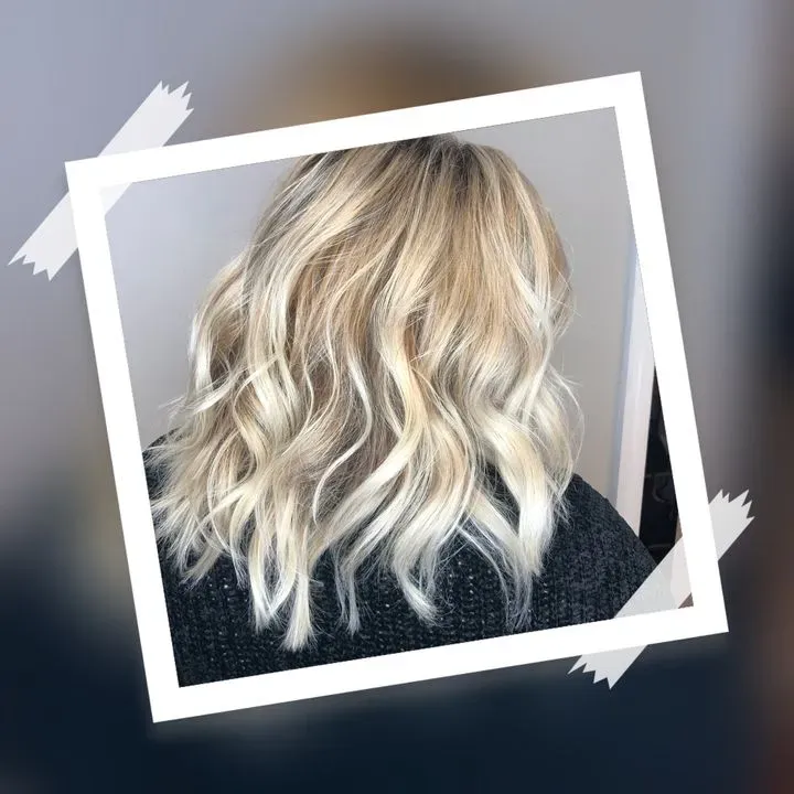 https://cdn.salonspotlight.com/photos/4B999DnsxcD0gTh58xZN/5c33d849-1526-4ec9-98be-b1e6ec65ae96_720x720