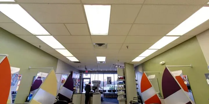 https://cdn.salonspotlight.com/photos/4BuzqY0Nlx91vUcjXrlK/f3dc413d-11d7-41b1-83dc-6895ad34bc16_720x720