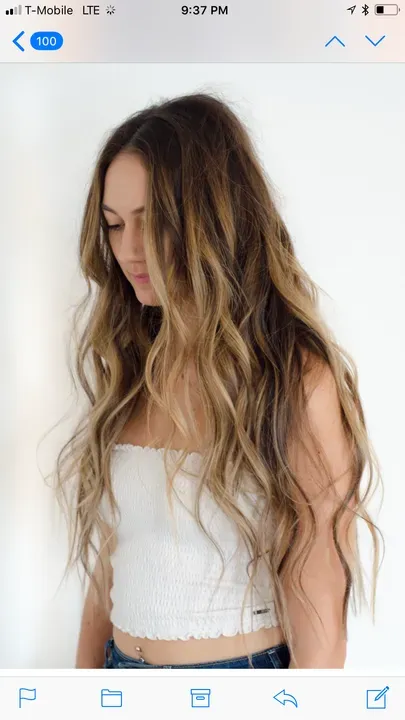 https://cdn.salonspotlight.com/photos/4EjpyqkhLhg1yIoc8UsG/5ebbab7b-2ee8-485c-a9d2-1f21589afd73_720x720