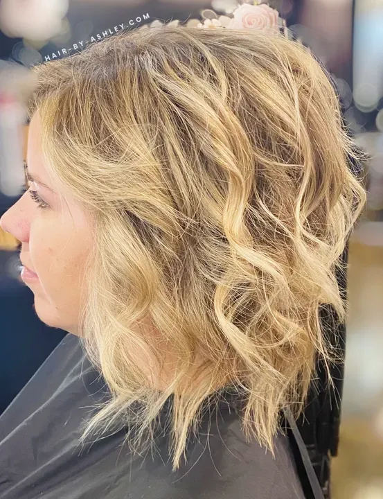 https://cdn.salonspotlight.com/photos/4GdU1uLeRBViqD6M11T2/69cd99c8-1c2d-4e27-805b-169b19e3f63f_720x720