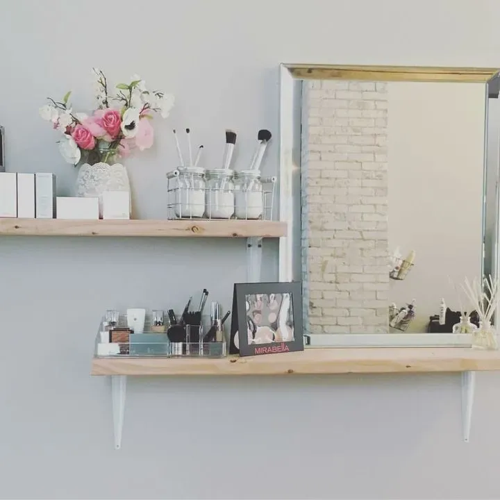 https://cdn.salonspotlight.com/photos/4JeGAmQrl2YTDRo7IWUx/df08f461-ef2a-43b5-8ffc-27002679d4c9_720x720