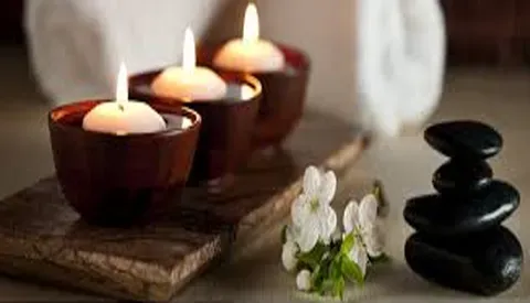 https://cdn.salonspotlight.com/photos/4NmP5SWz1gV5RXC6igdd/38094991-2d2e-45d8-88f8-f5b549f4df1b_720x720
