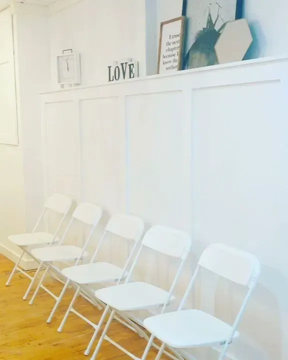 https://cdn.salonspotlight.com/photos/4P8SXQlXgfaPQVygAdPW/1e5682c0-df41-4454-a06e-45ebfe5bd6d4_720x720