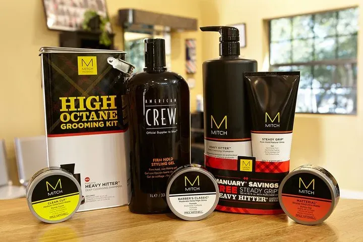 https://cdn.salonspotlight.com/photos/4PW2nKjJTDvKU7jheeVJ/593caac5-2154-4a2e-870f-6bfd45f461db_720x720