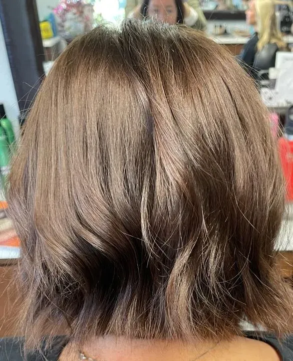 https://cdn.salonspotlight.com/photos/4RA0evcSpsojwbFV0VK1/a602104e-5261-4f18-8b2e-dfb322abdfd0_720x720