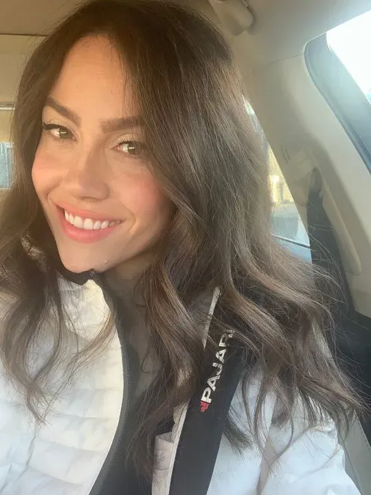 https://cdn.salonspotlight.com/photos/4SGRXyZLhs7mEDXicOGc/f4c577df-da28-4ff1-b74a-d7df6a73d15d_720x720